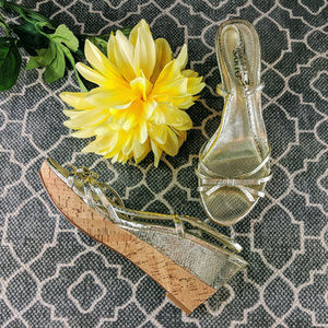 FRANCO SARTO Gold Bow Strappy wedges Sz 7.5